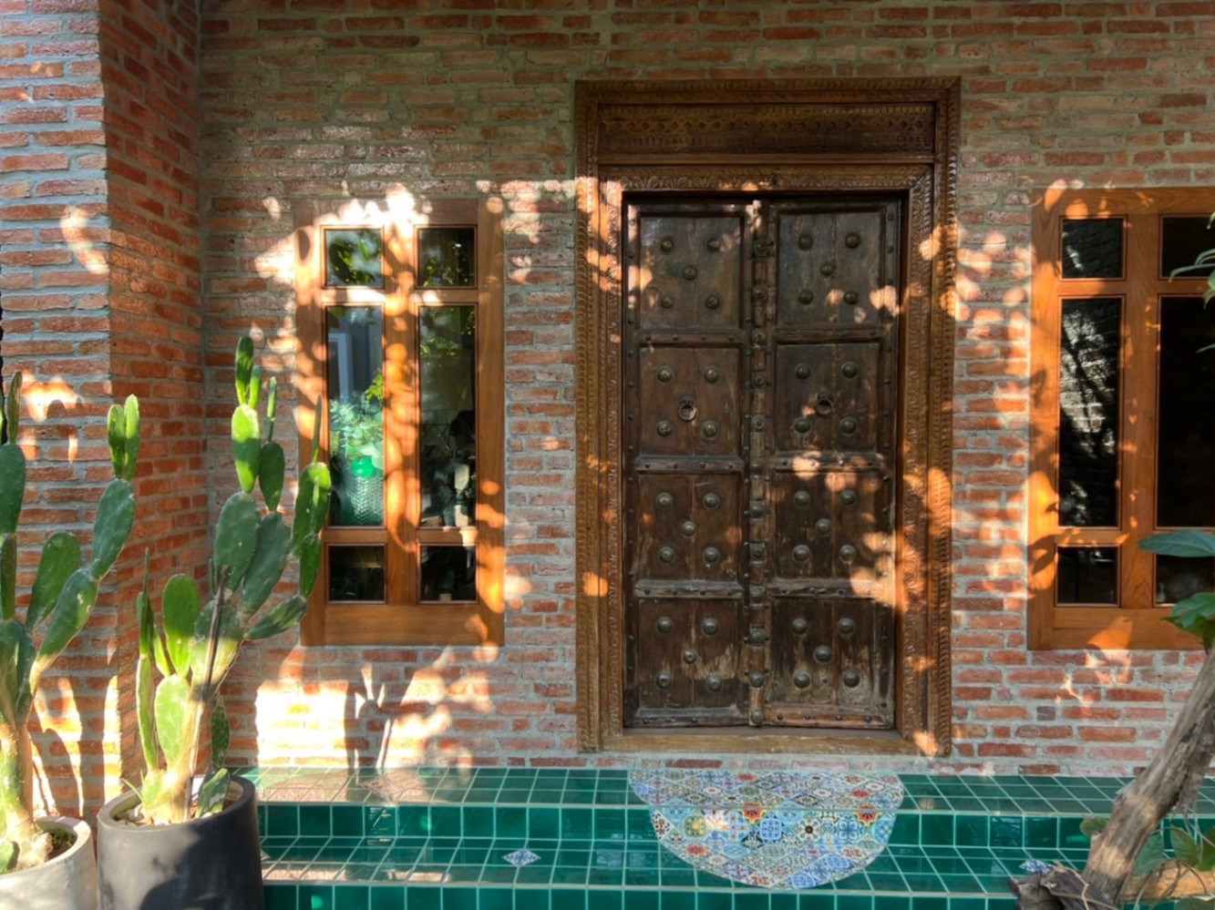 Burasiri Pattanakarn - Image 5