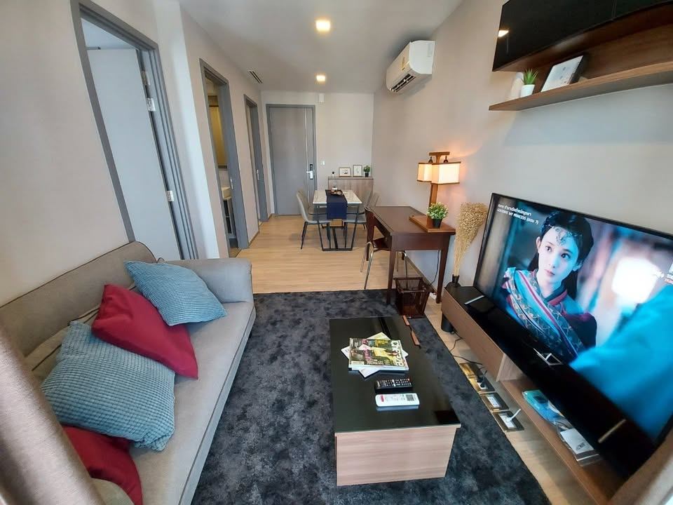 Taka Haus Ekkamai 12 - Image 1