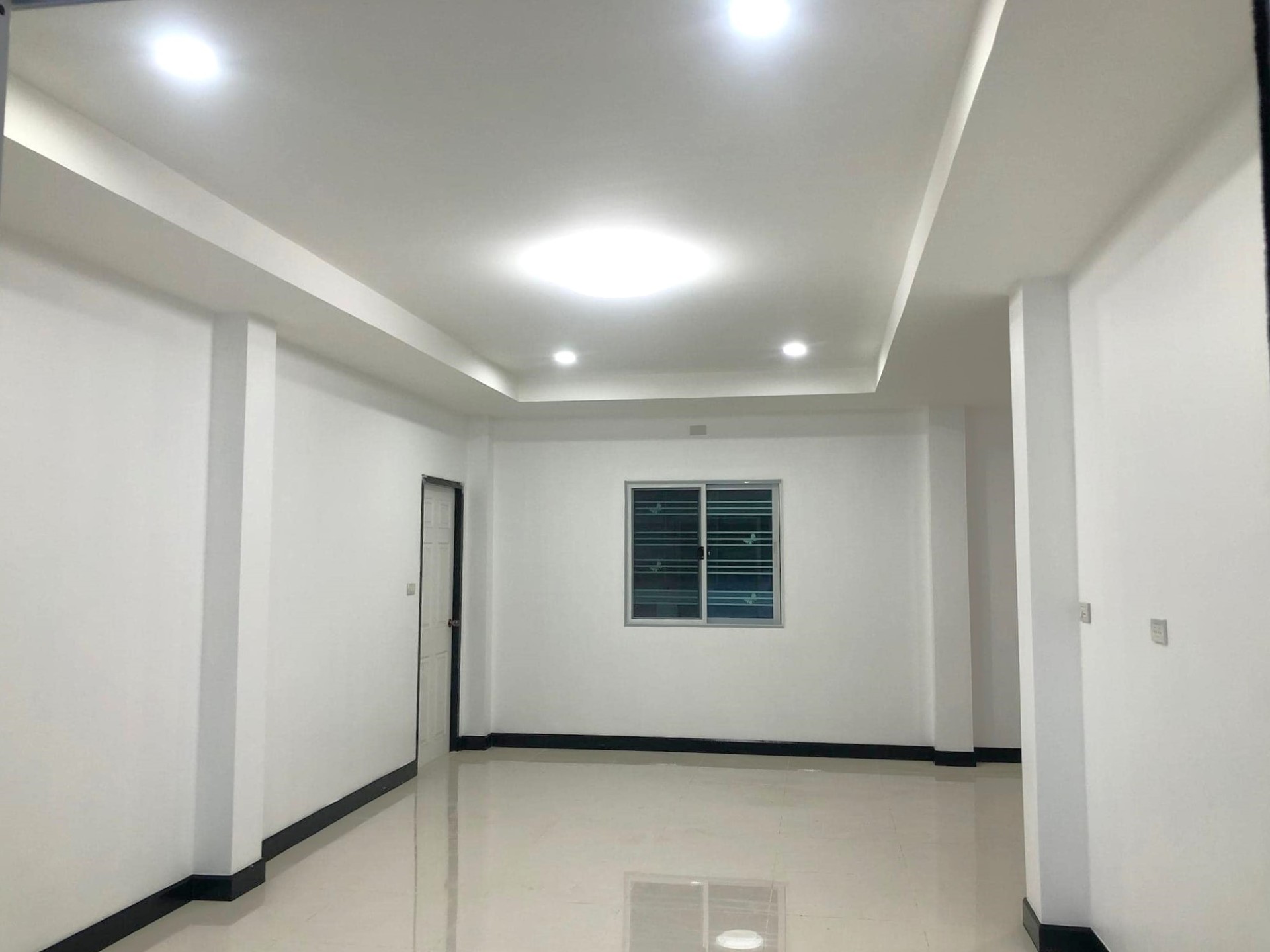 4 Bedroom House For Rent in Saraphi, Saraphi, Chiang Mai - Image 3