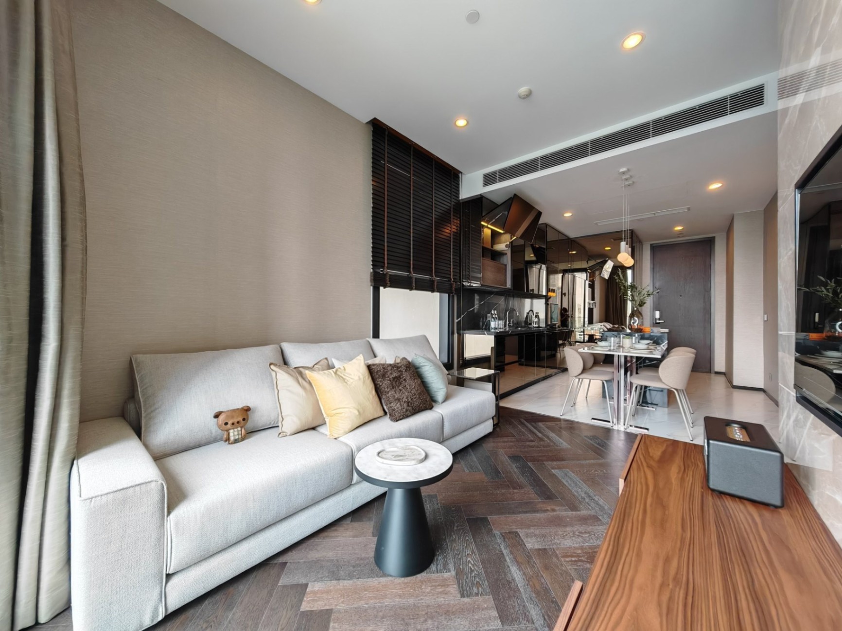 THE ESSE Sukhumvit 36 - Image 4