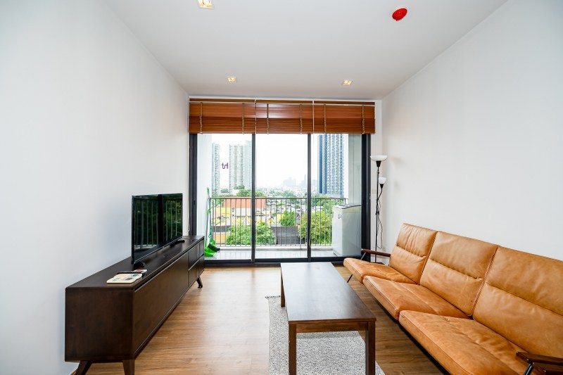 Hasu Haus - Image 1