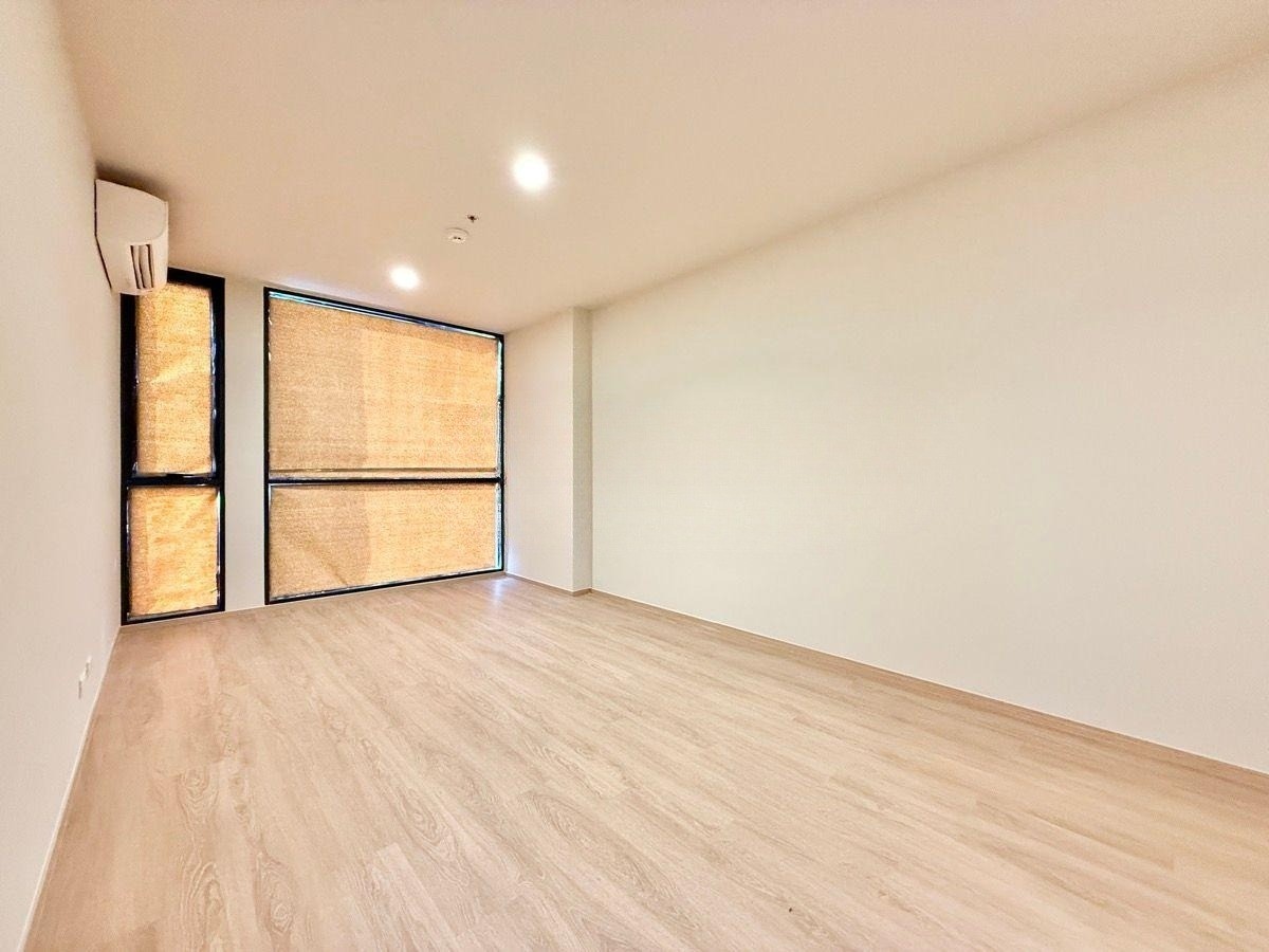 3 Bedroom Condo For Sale in Thung Mahamek, Sathon, Bangkok - Image 10