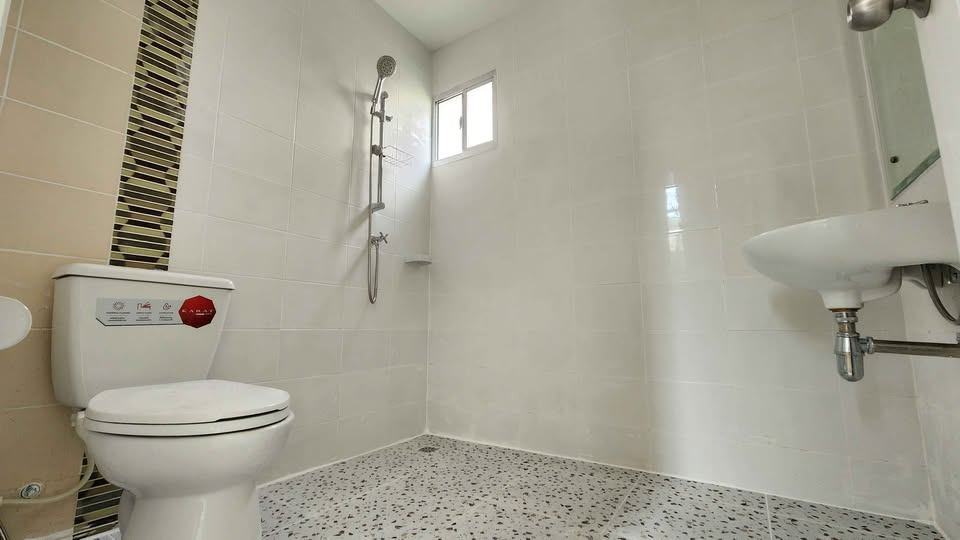 3 Bedroom House For Sale in Racha Thewa, Bang Phli, Samut Prakan - Image 13