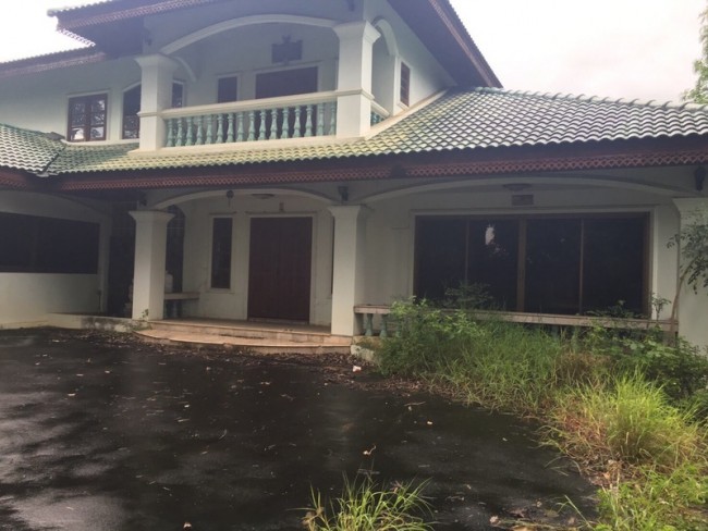 6 Bedroom House For Sale in Saraphi, Saraphi, Chiang Mai - Image 2