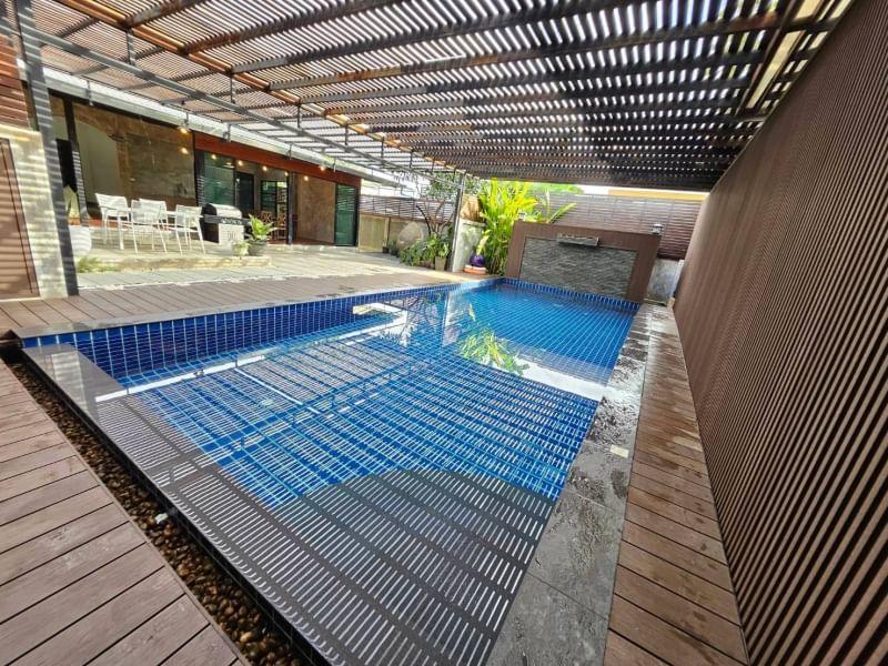 4 卧室 独立房屋  在  - Image 2