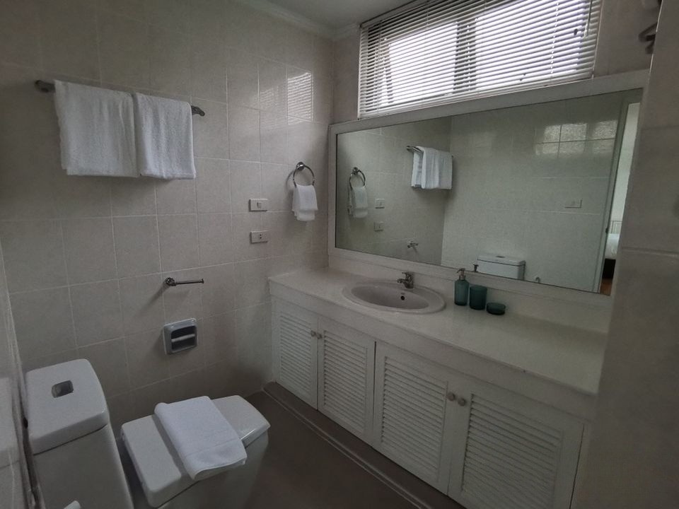 4 卧室 公寓  在  - Image 11