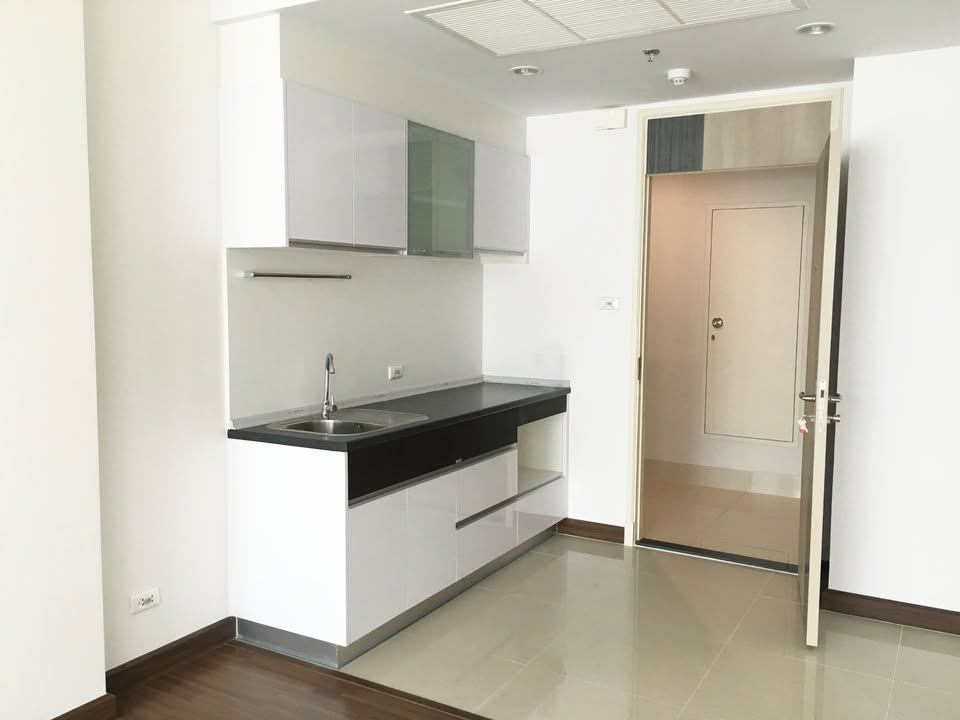 Supalai Lite Sathorn - Charoenrat - Image 6