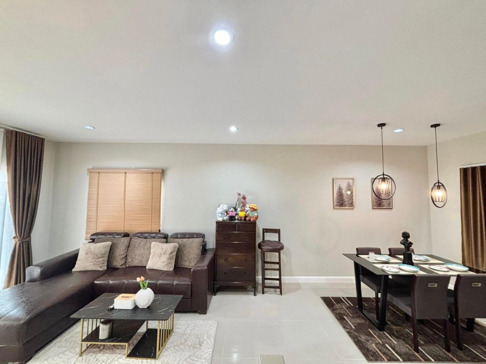 2bd87af2-f907-4971-a470-5374aa7ce67e