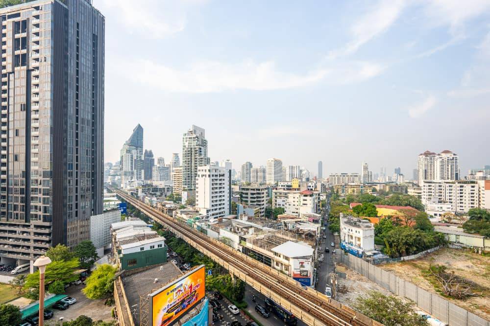 The Crest Sukhumvit 34 - Image 11
