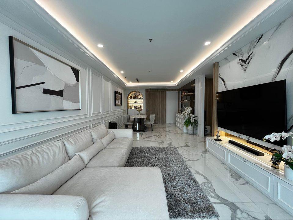 The Parco condominium - Image 1