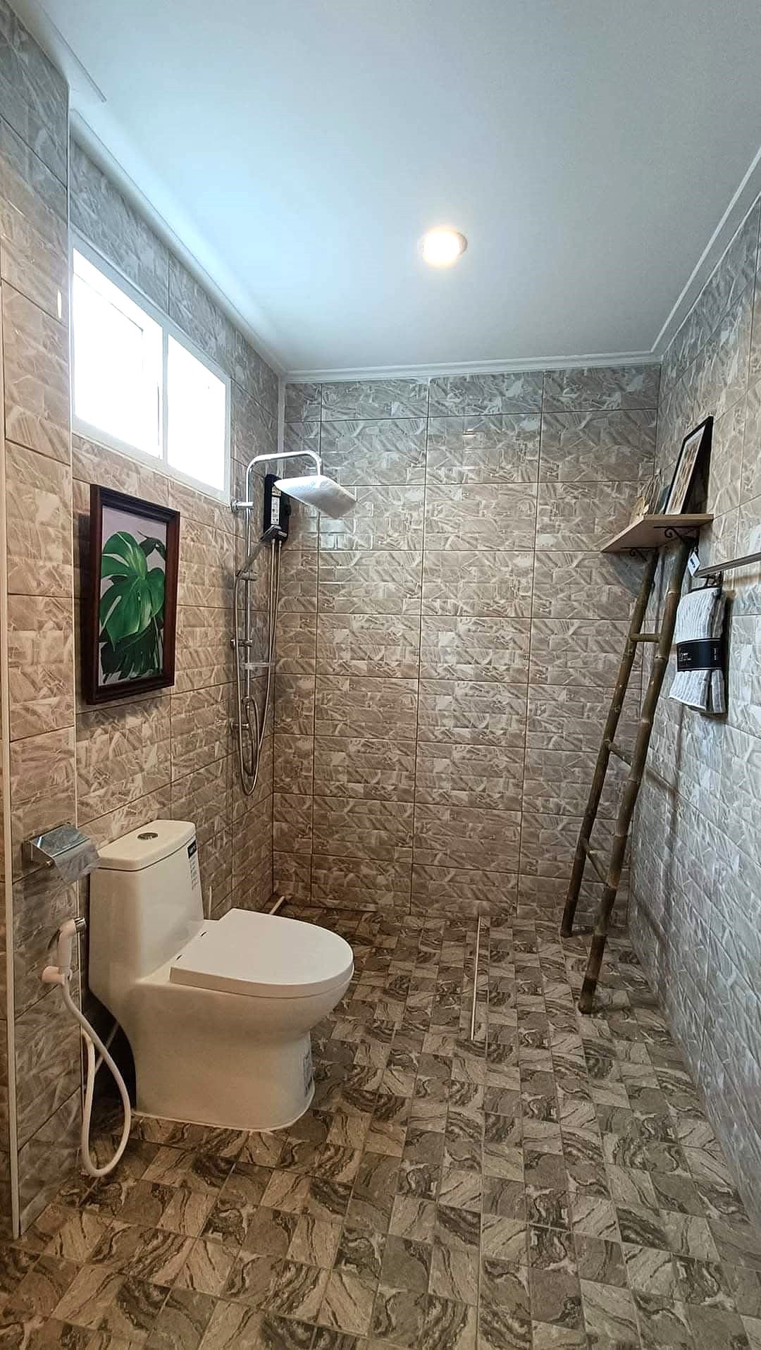 4 Bedroom House For Sale in Makhun Wan, San Pa Tong, Chiang Mai - Image 14