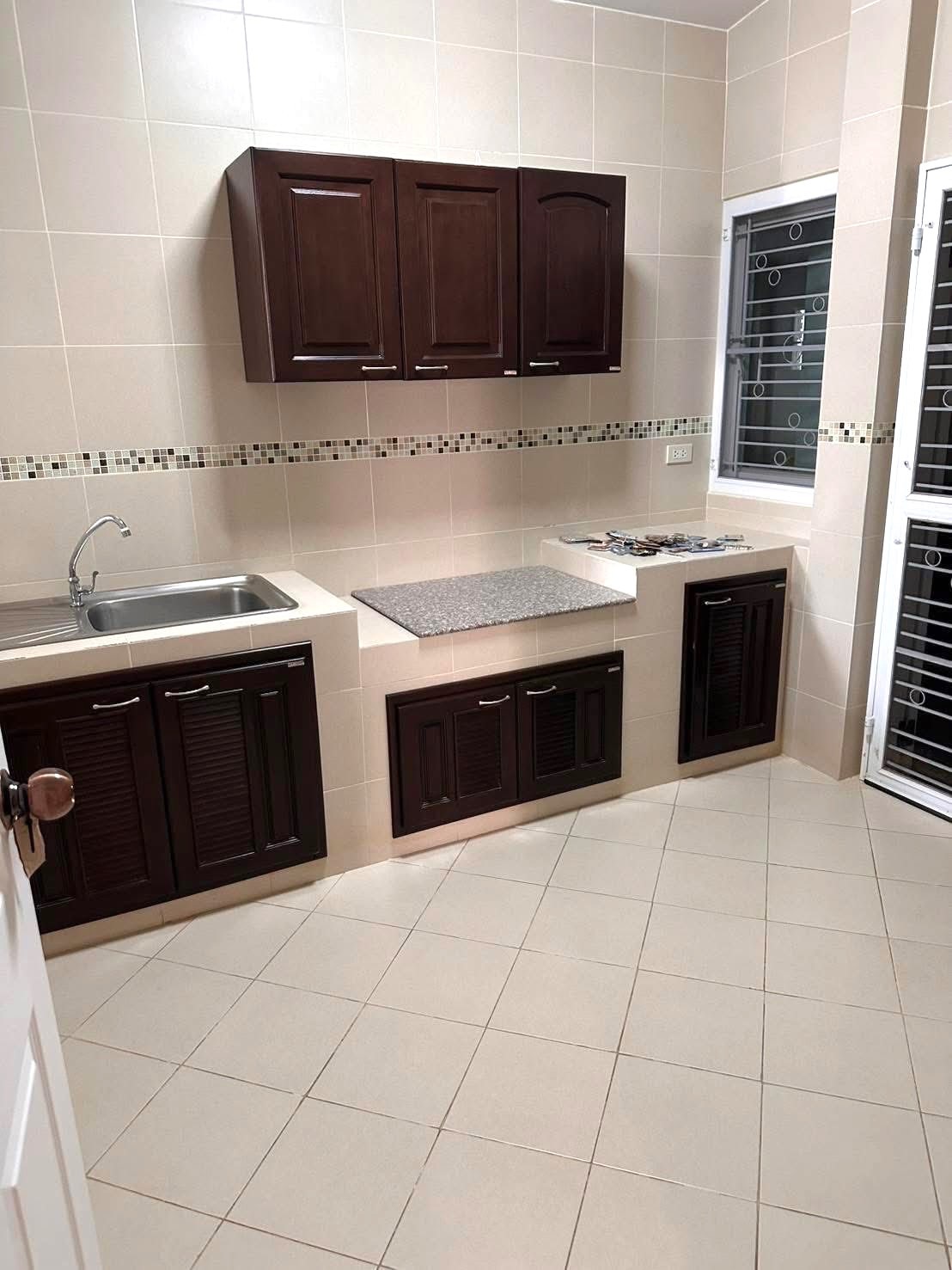 3 Bedroom House For Sale in Pa Daet, Mueang Chiang Mai, Chiang Mai - Image 4