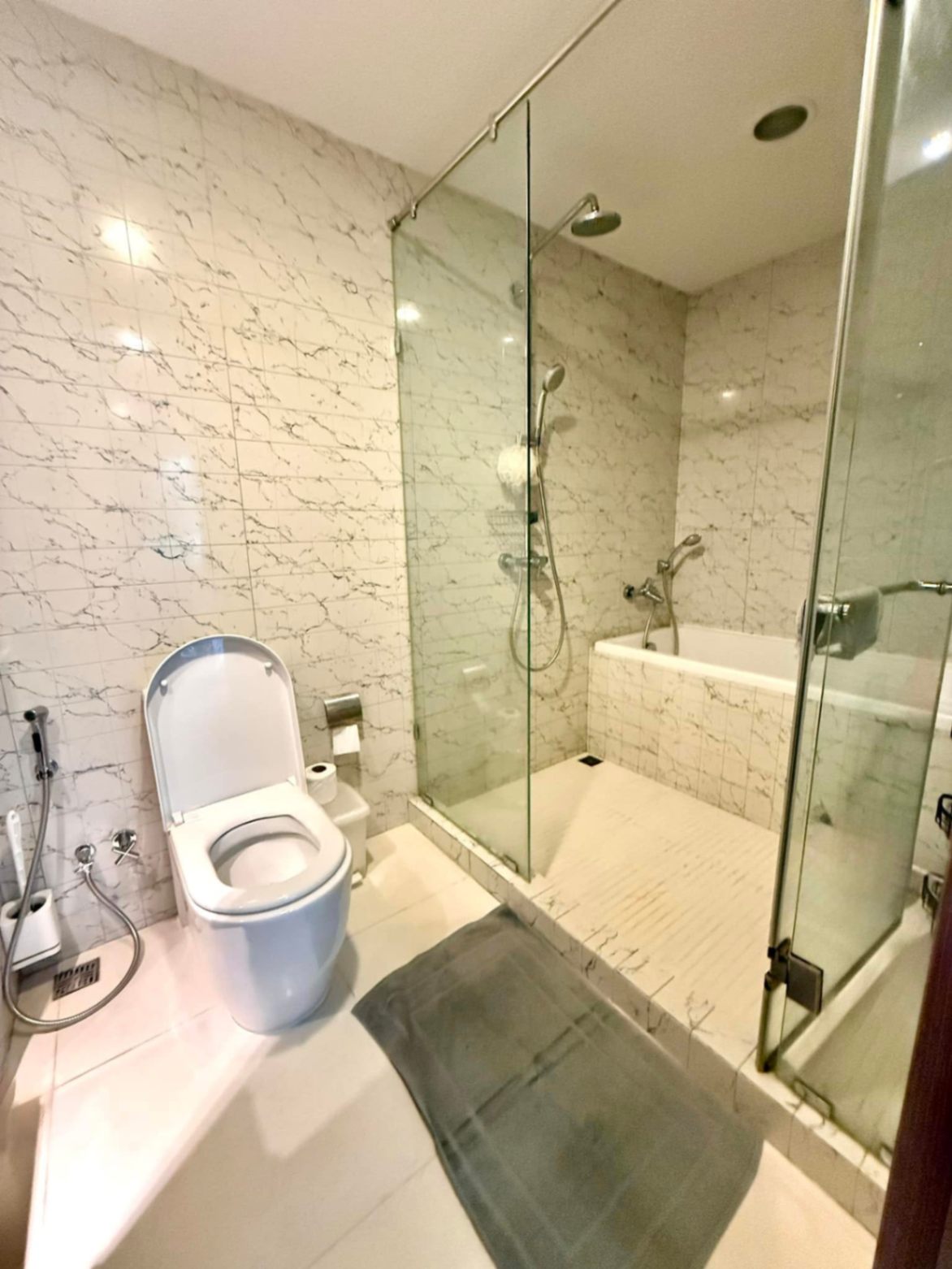 1 Bedroom Condo For Sale in Wang Mai, Pathum Wan, Bangkok - Image 6