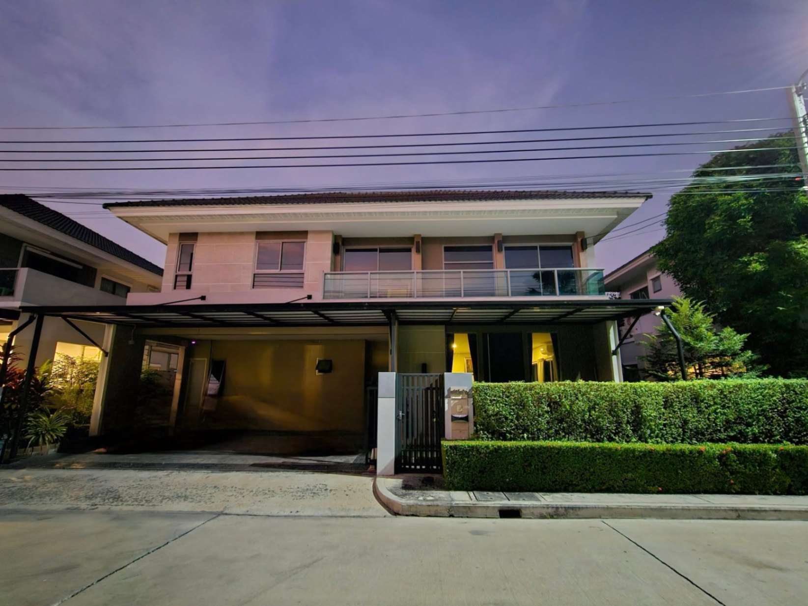 Perfect Place RAMA 9- KrungthepKreetha - Image 1