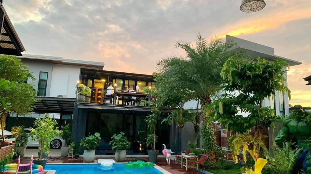 4 Bedroom House For Sale in Chang Phueak, Mueang Chiang Mai, Chiang Mai - Image 1