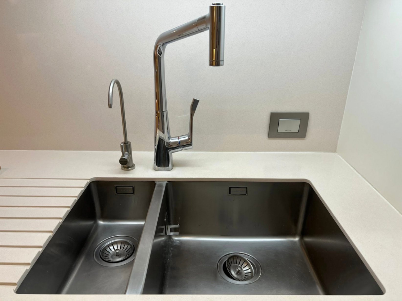 Studio Condo For Rent in Lumphini, Pathum Wan, Bangkok - Image 13
