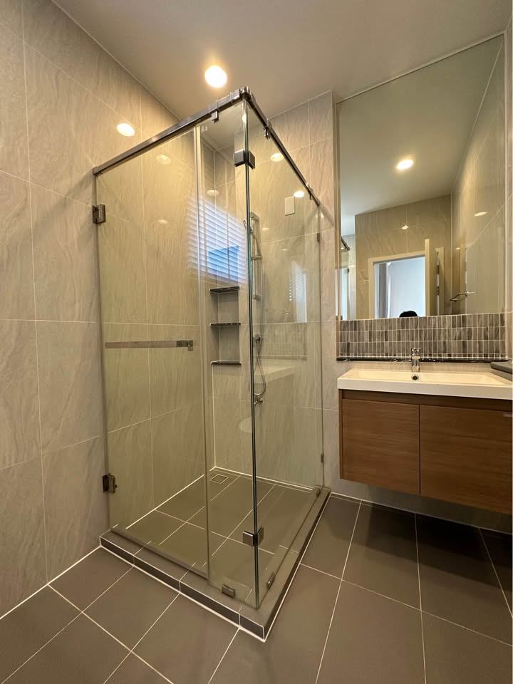 3 Bedroom Townhouse For Sale in Bang Phongphang, Yan Nawa, Bangkok - Image 10