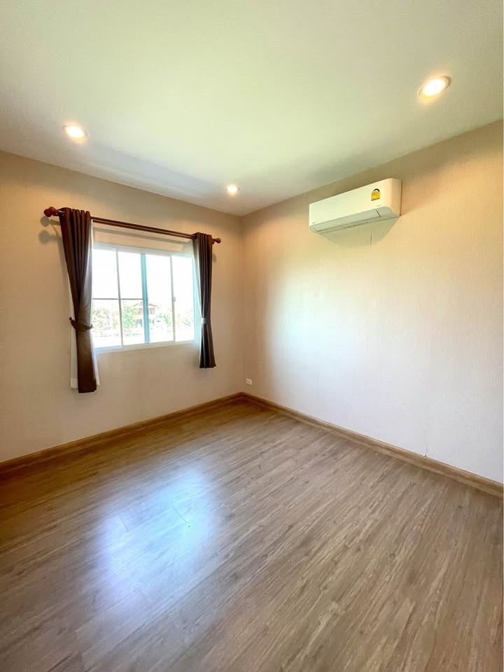 Passorn Pride Village - Image 7