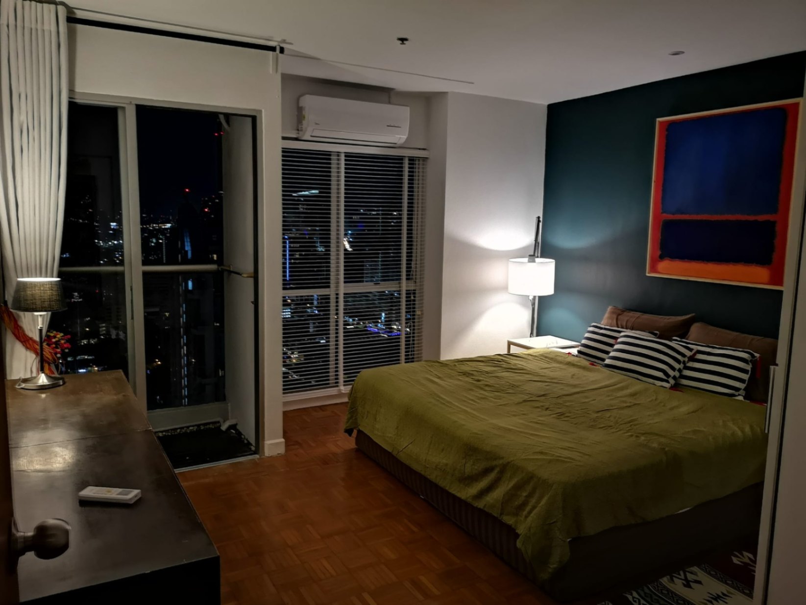 Silom Suite Condominium - Image 5