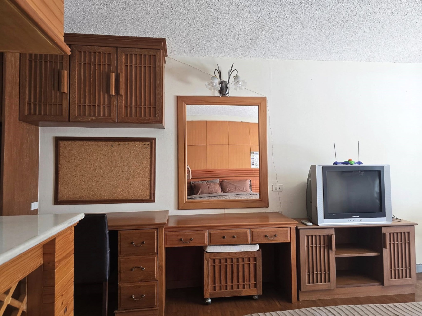 Hillside 4 Condotel - Image 7