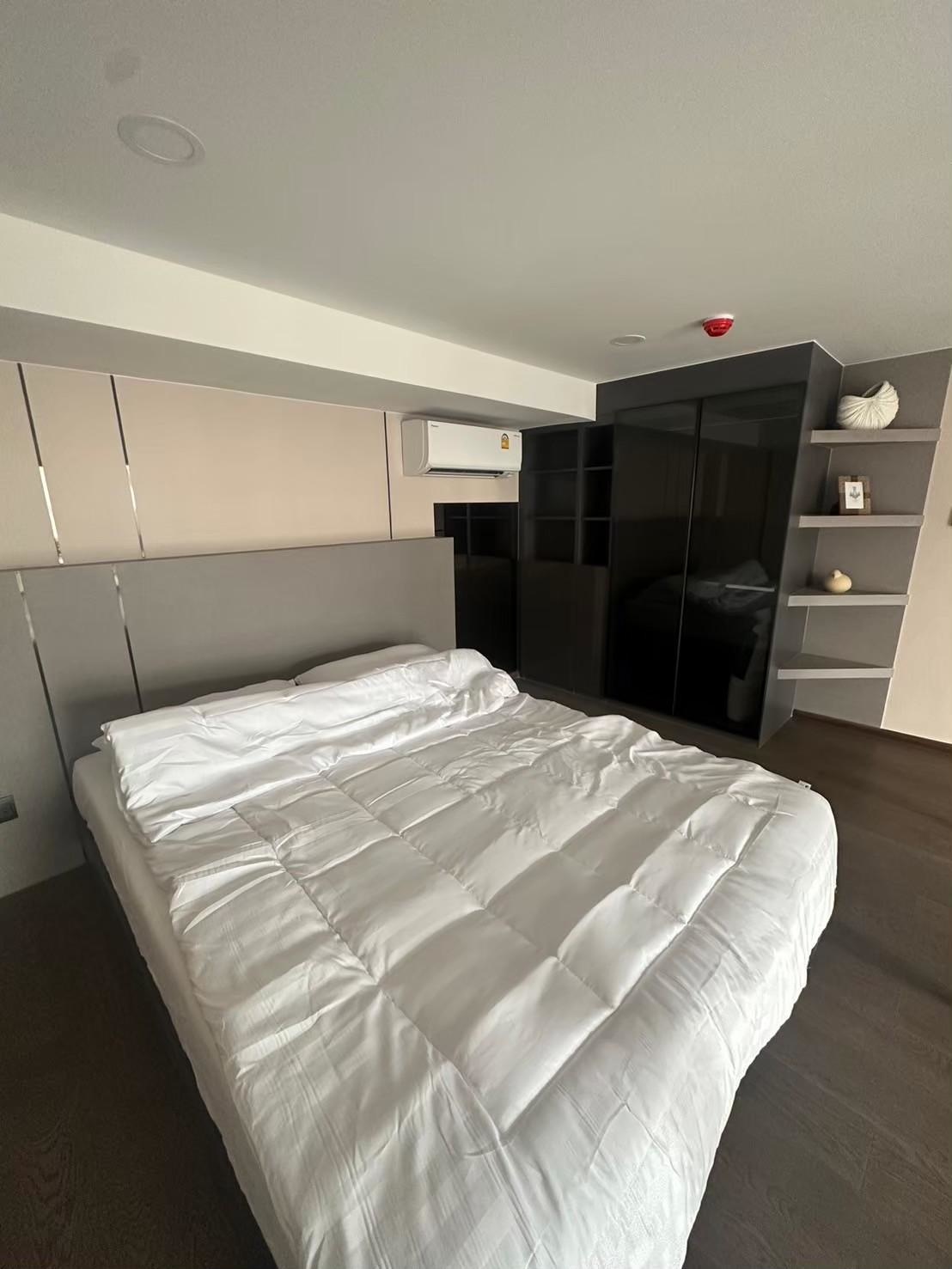 1 Bedroom Condo For Rent in Maha Phruettharam, Bang Rak, Bangkok - Image 10
