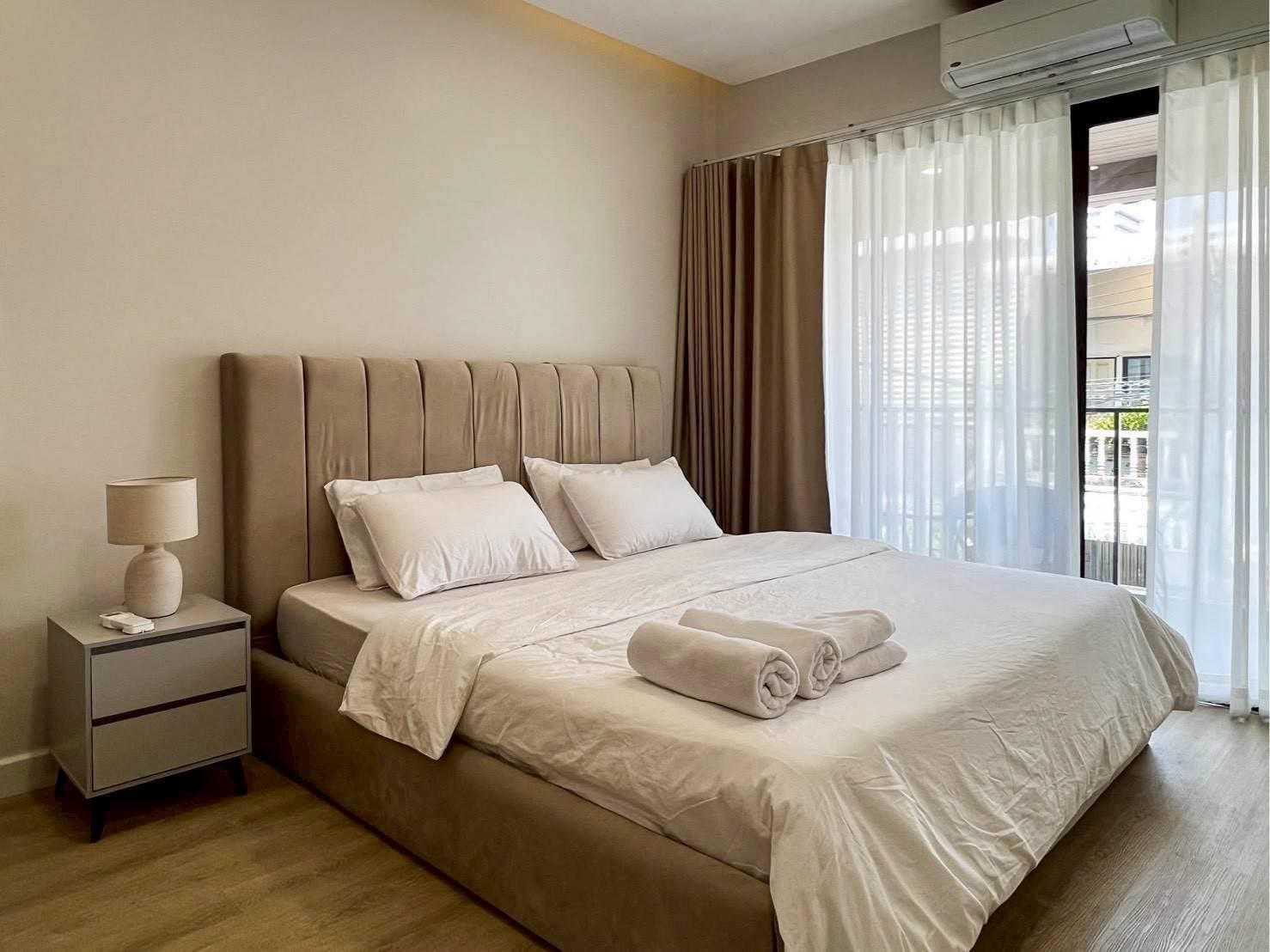 4 Bedroom Townhouse For Sale in Khlong Tan Nuea, Vadhana, Bangkok - Image 7