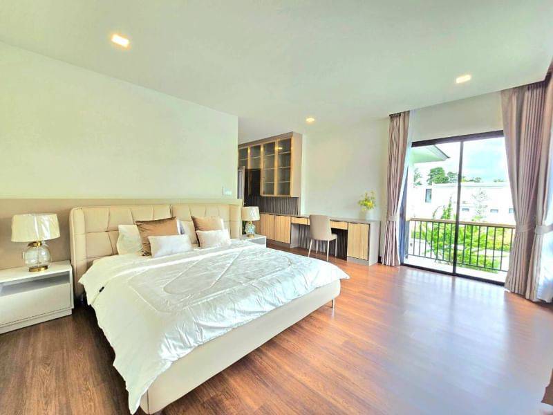 5 Bedroom House For Sale in San Phak Wan, Hang Dong, Chiang Mai - Image 12