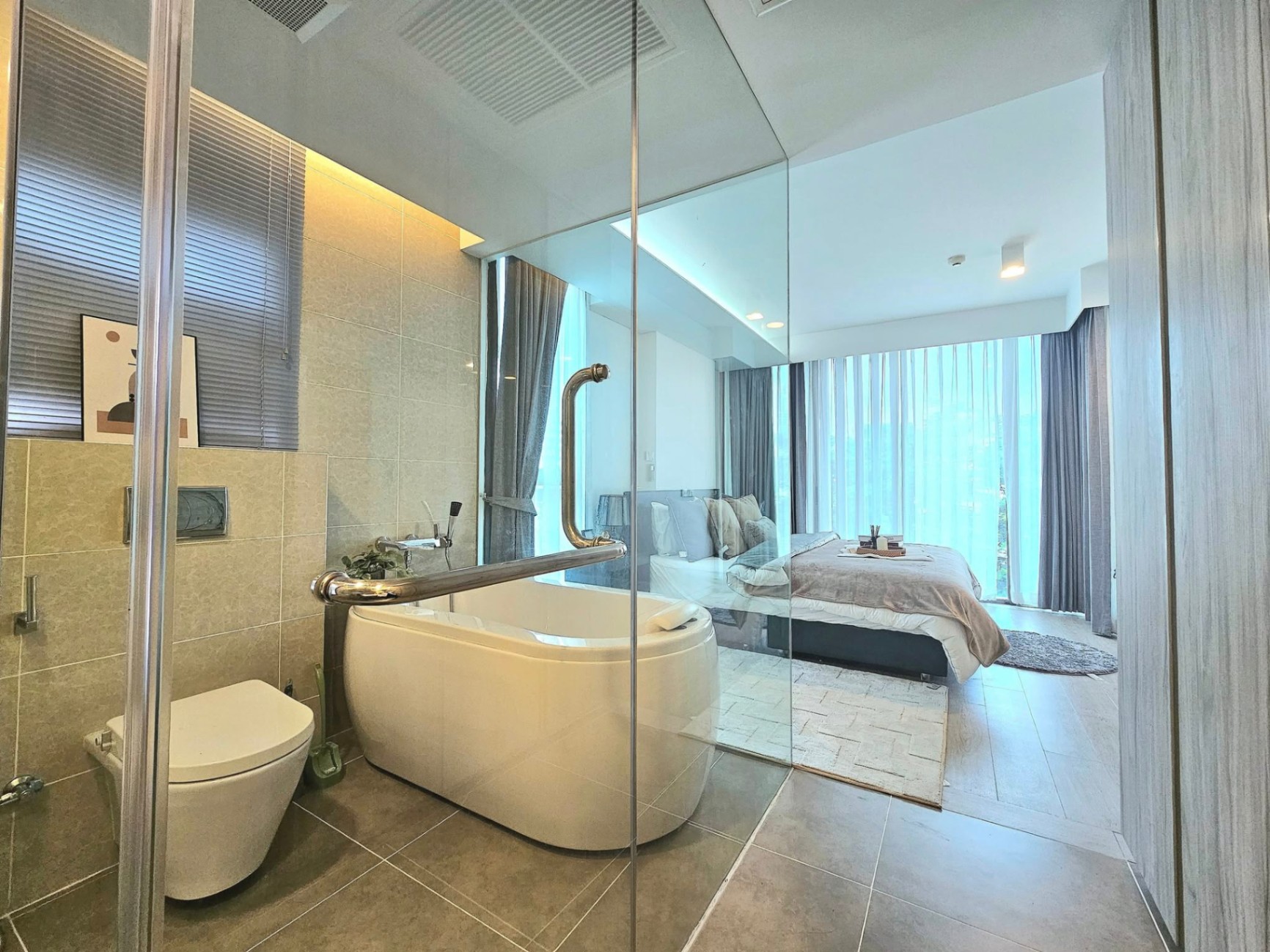 2 Bedroom Condo For Sale in Khlong Tan Nuea, Vadhana, Bangkok - Image 4