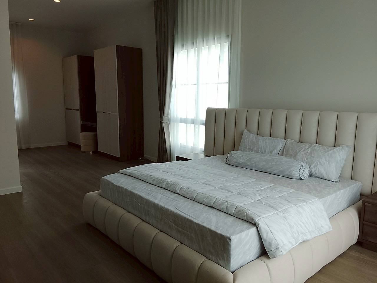 4 ห้องนอน บ้านเดี่ยว สำหรับขาย ใน บางพลีใหญ่, บางพลี, สมุทรปราการ - Image 9