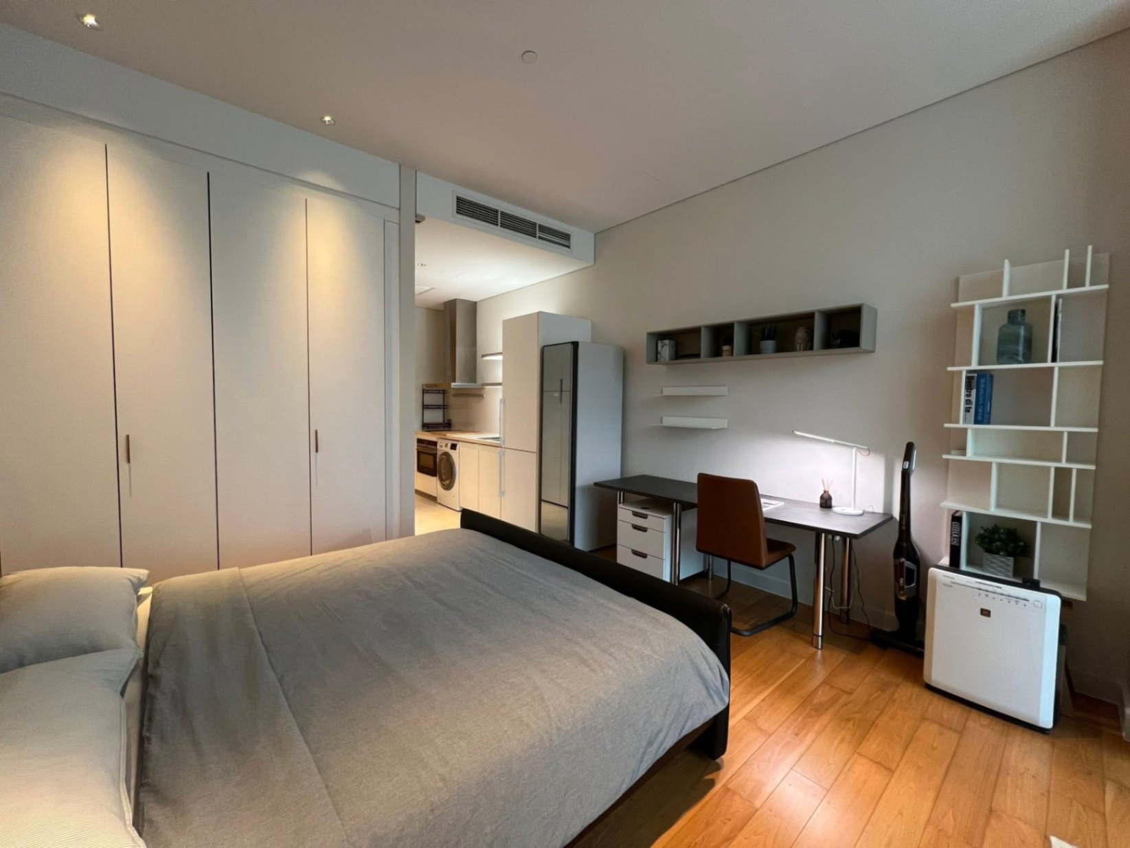 Studio Condo For Rent in Lumphini, Pathum Wan, Bangkok - Image 10