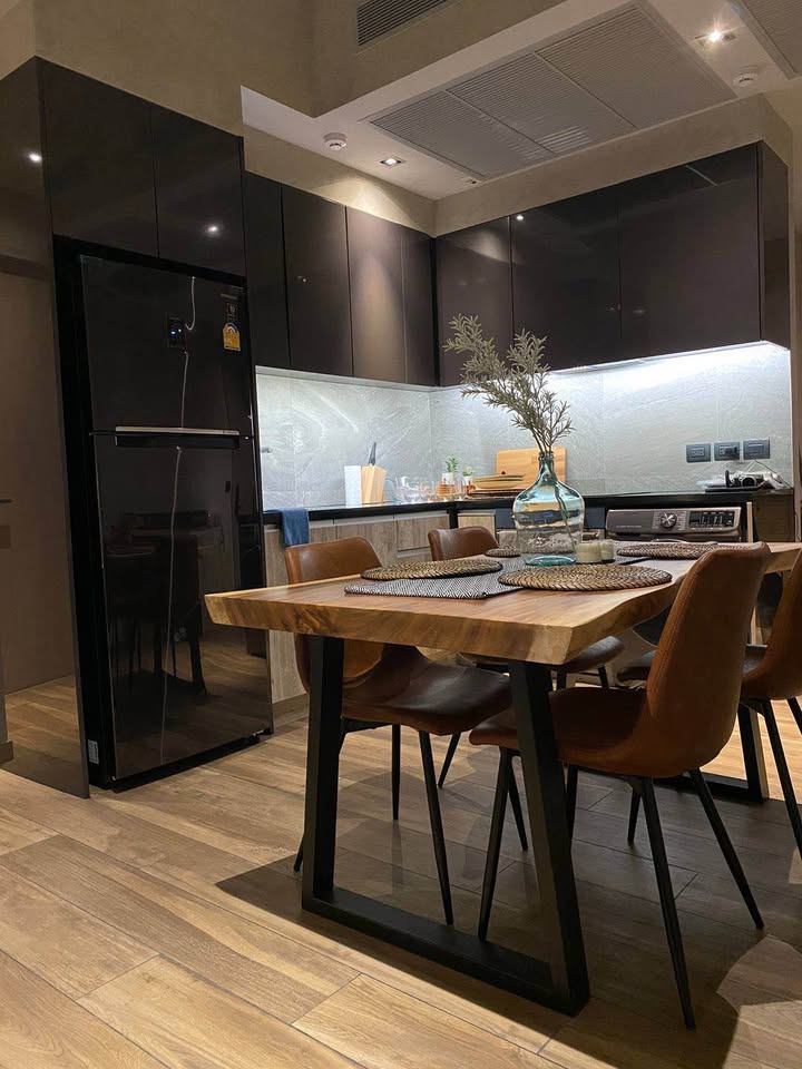 The Lofts Asok by Raimon Land - Image 3