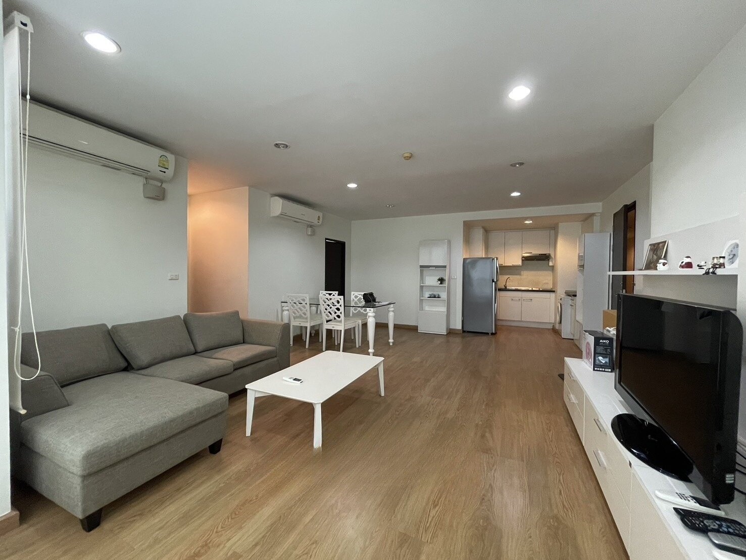 The Address Sukhumvit 42 - Image 1