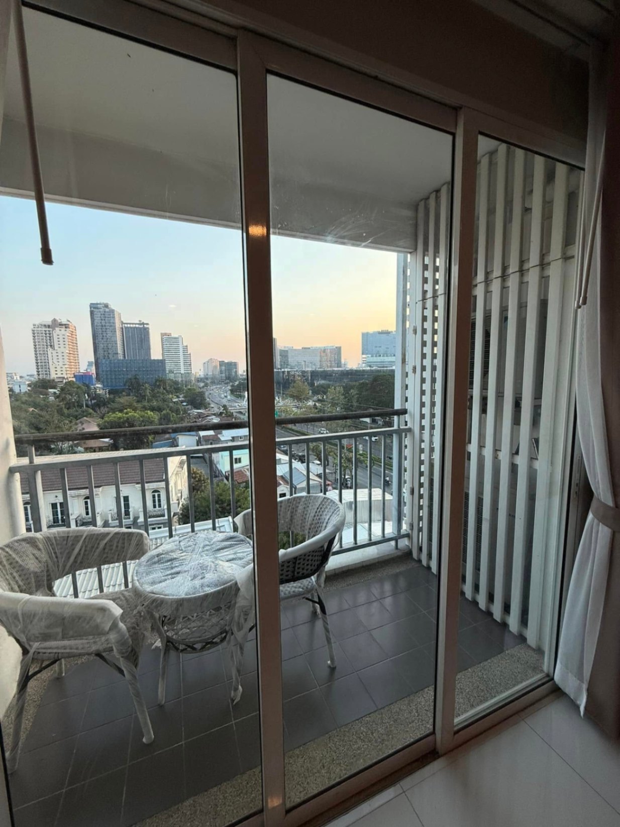 VOQUE Condo Sukhumvit 16 - Image 14