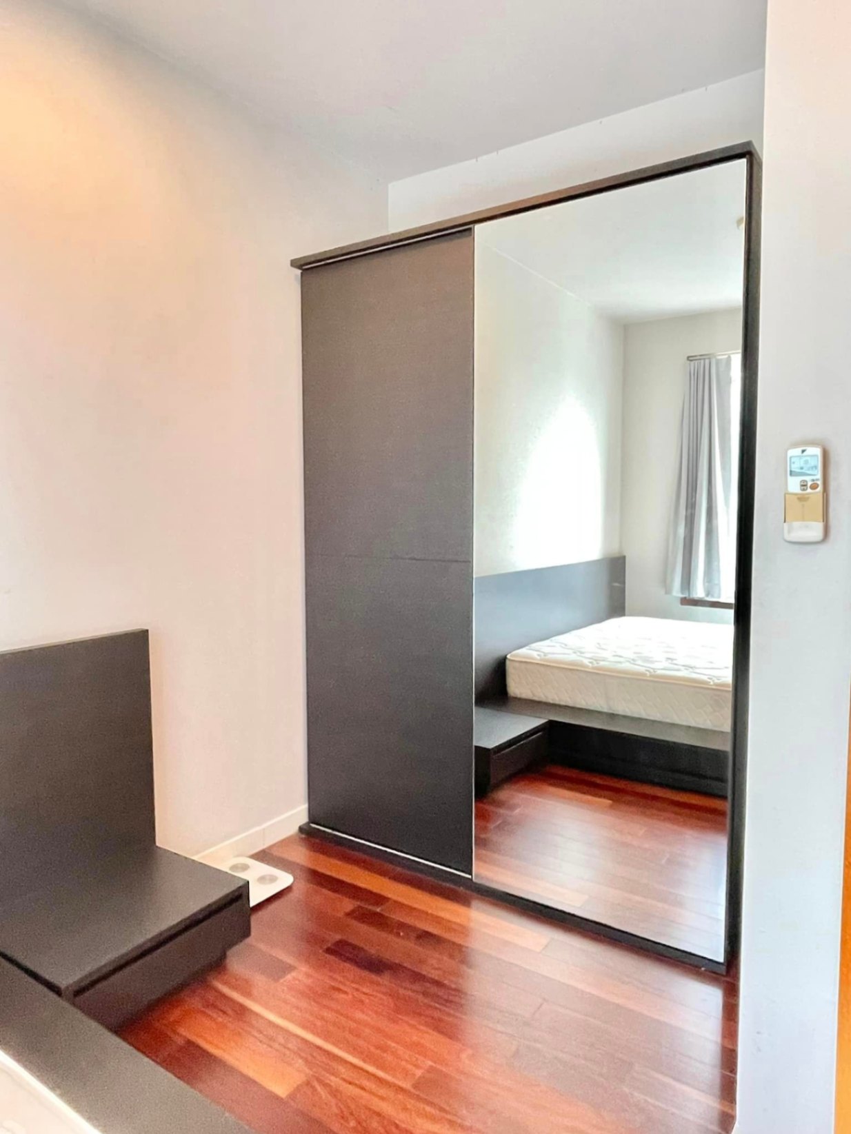 Circle Condominium - Image 4