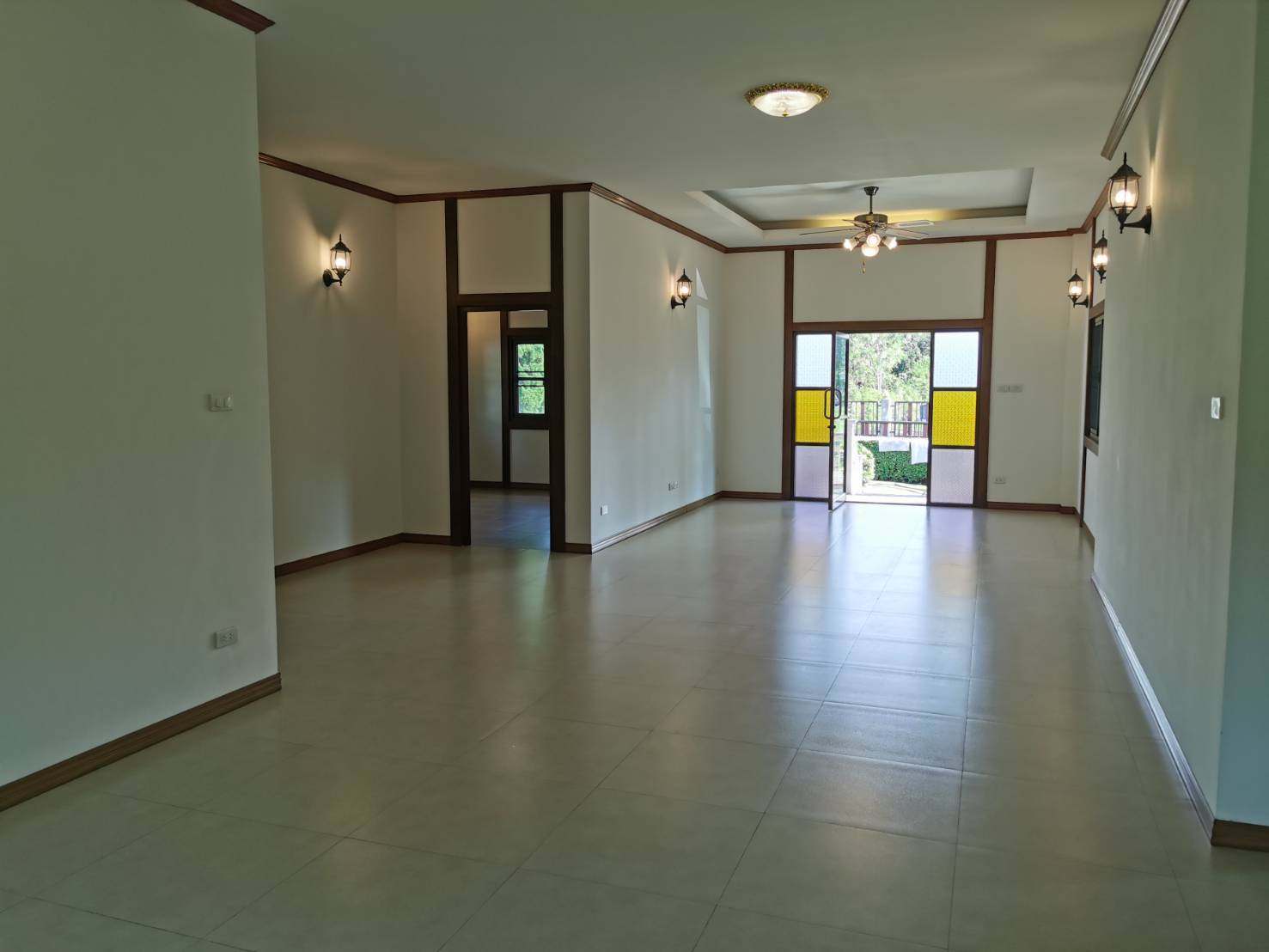 3 Bedroom House For Sale in Ban Pong, Hang Dong, Chiang Mai - Image 4