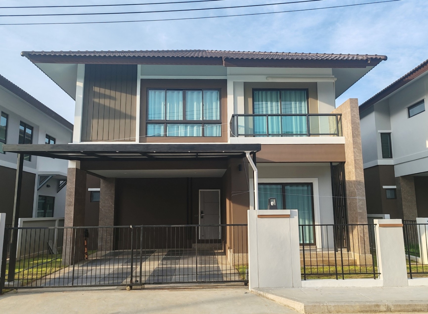 บ้านกาญจน์กนก 12 เฟส 3 - Image 1