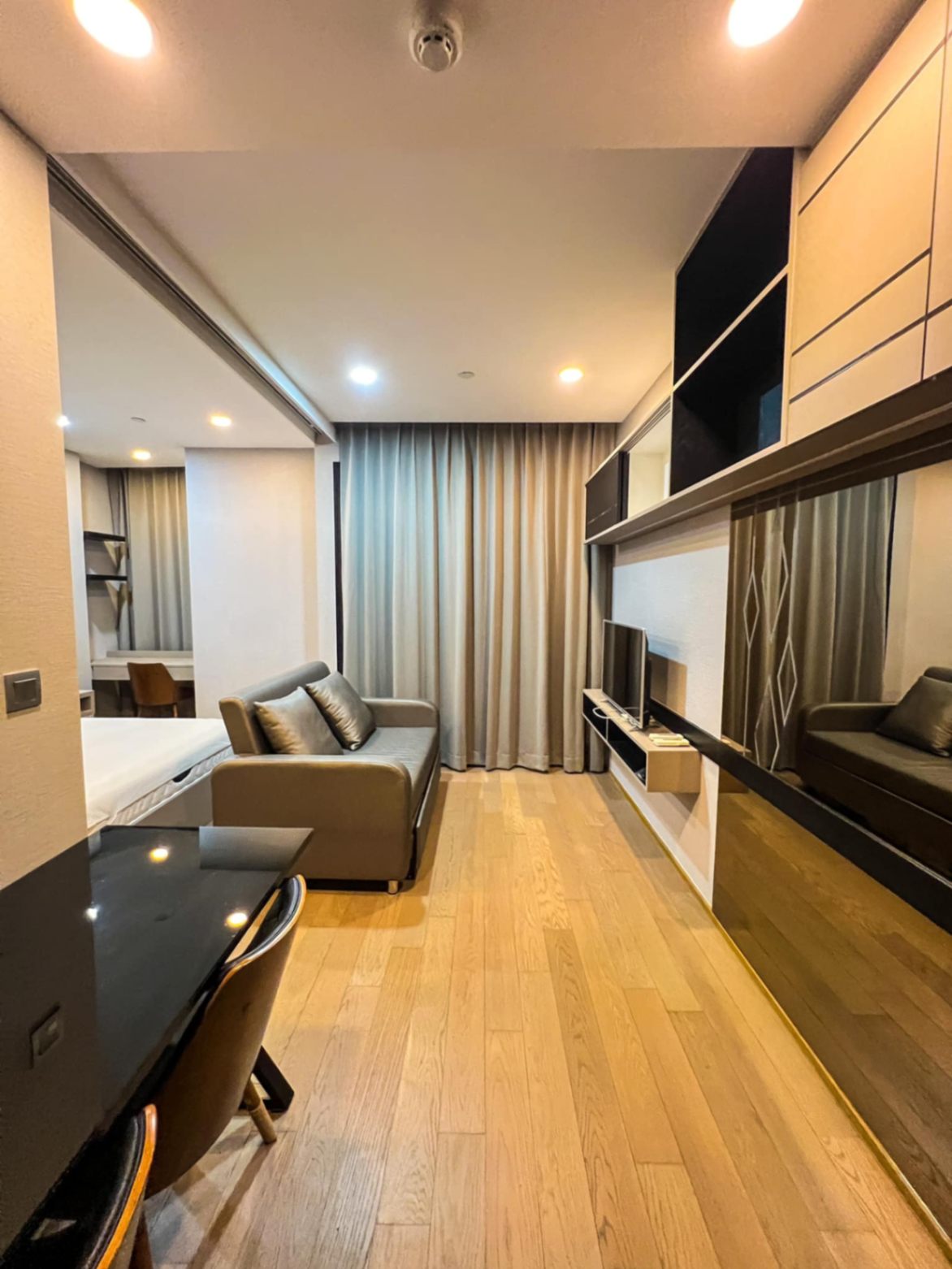 Ashton Chula - Silom - Image 1