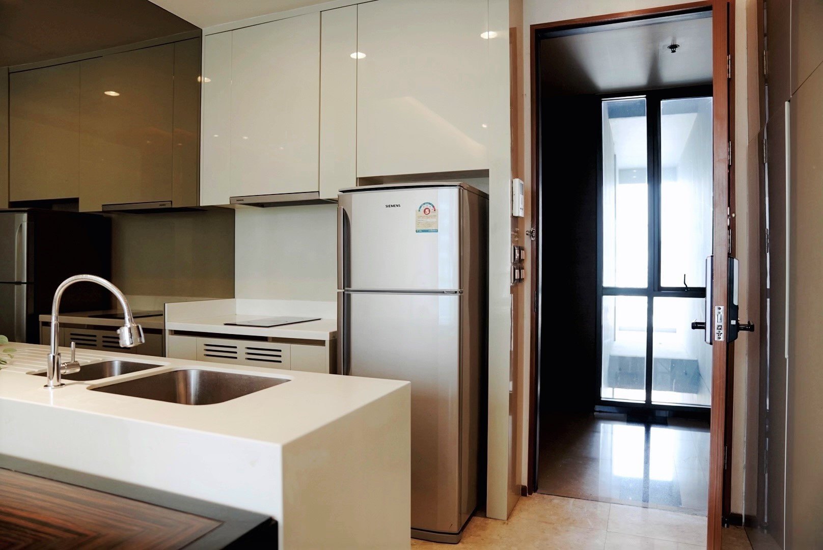 The Address Sukhumvit 28 - Image 9