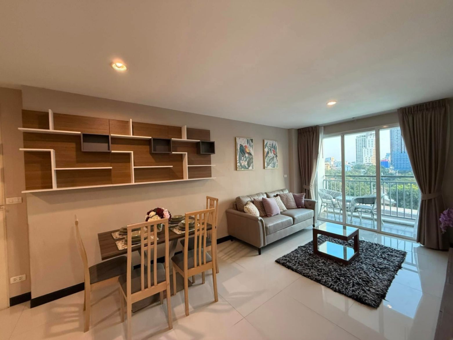 VOQUE Condo Sukhumvit 16 - Image 5
