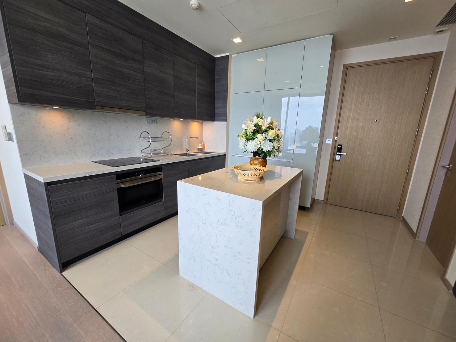 THE ESSE Asoke - Image 2