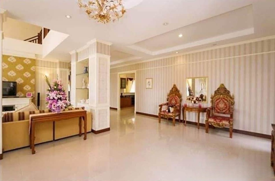 7 Bedroom House For Sale in Nong Chom, San Sai, Chiang Mai - Image 5