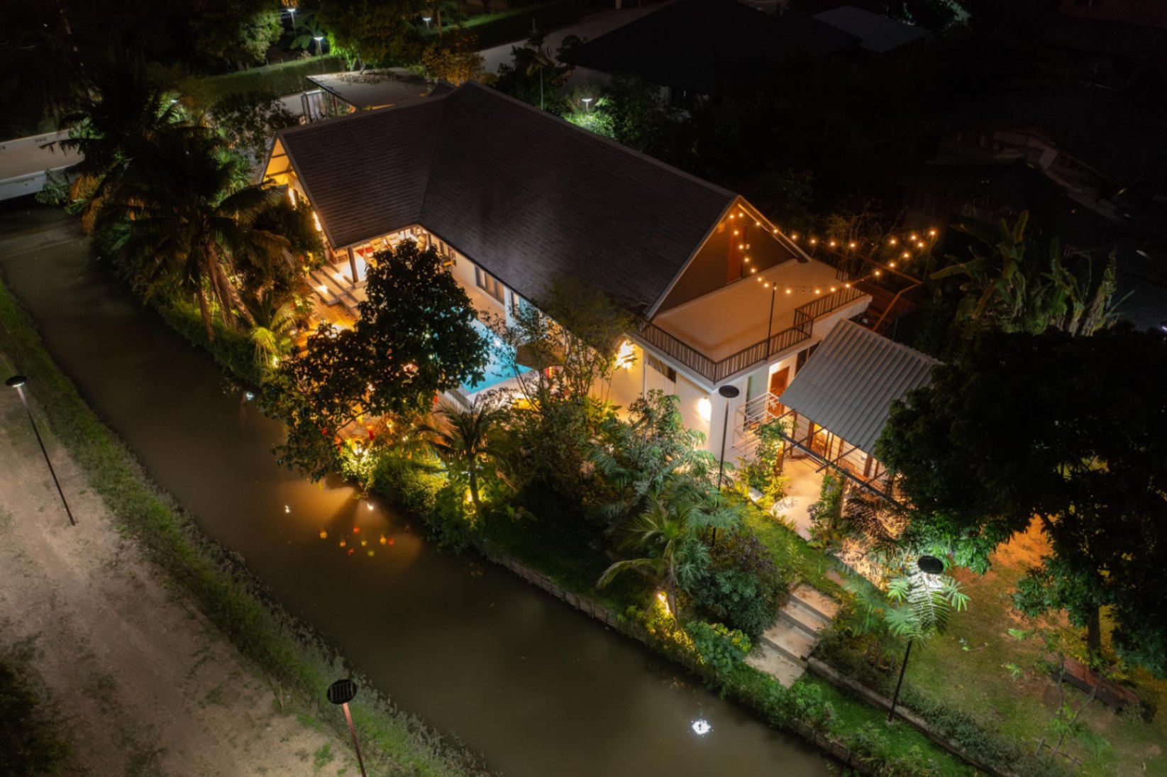 4 卧室 独立房屋  在  - Image 12