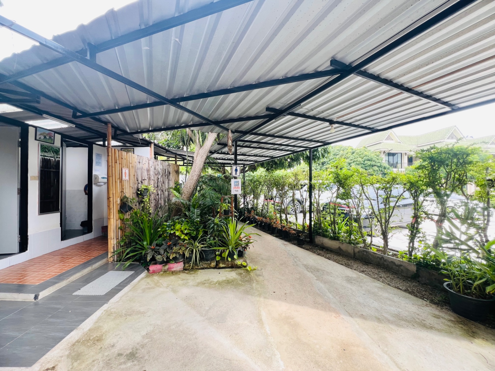 3 Bedroom House For Sale in Nam Phrae, Hang Dong, Chiang Mai - Image 25