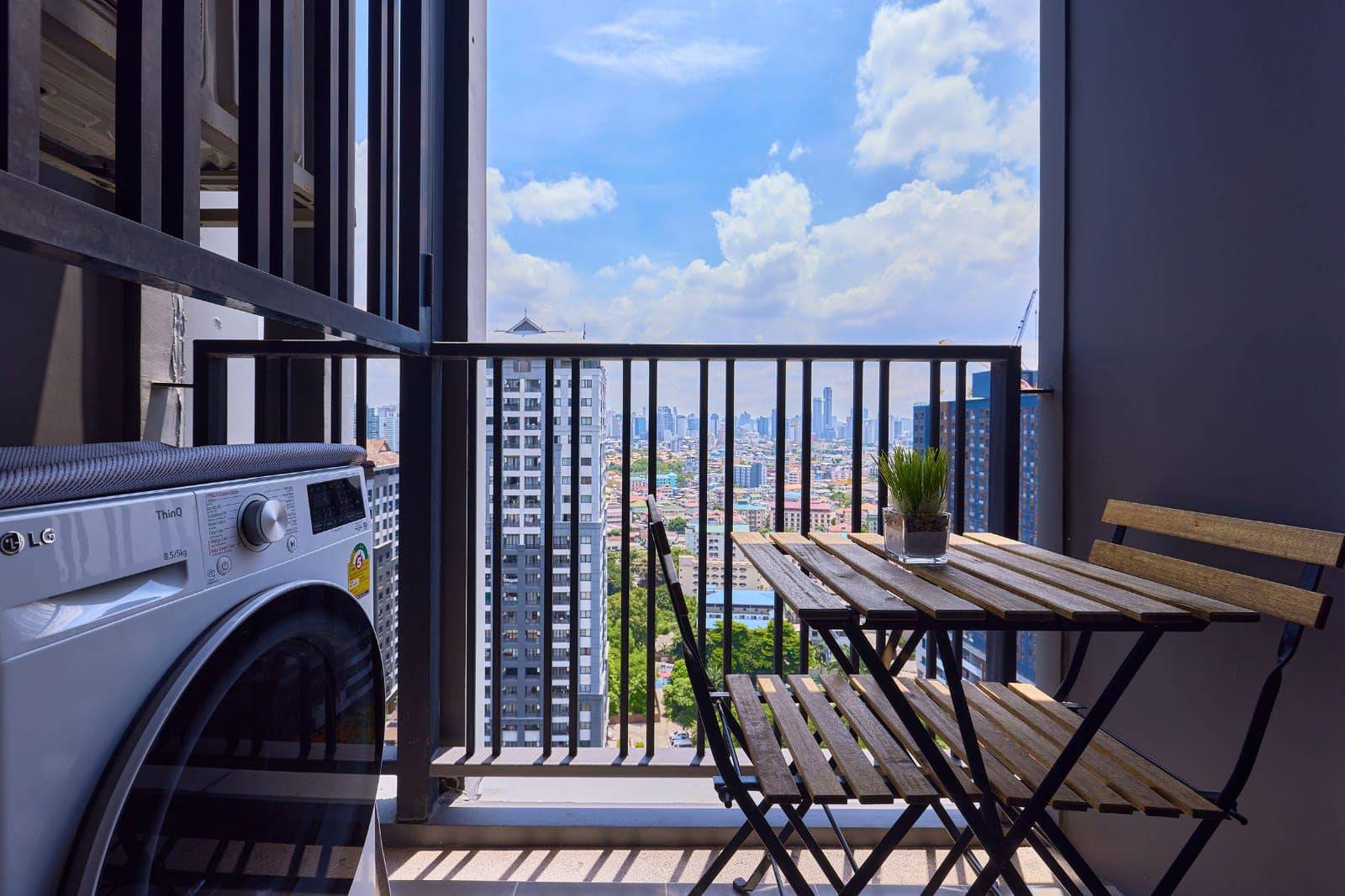 THE BASE Park East - Sukhumvit 77 - Image 4