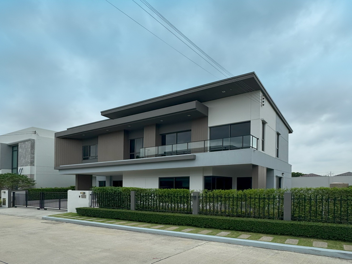 5 ห้องนอน บ้านเดี่ยว สำหรับขาย ใน คลองสองต้นนุ่น, ลาดกระบัง, กรุงเทพมหานคร - Image 4