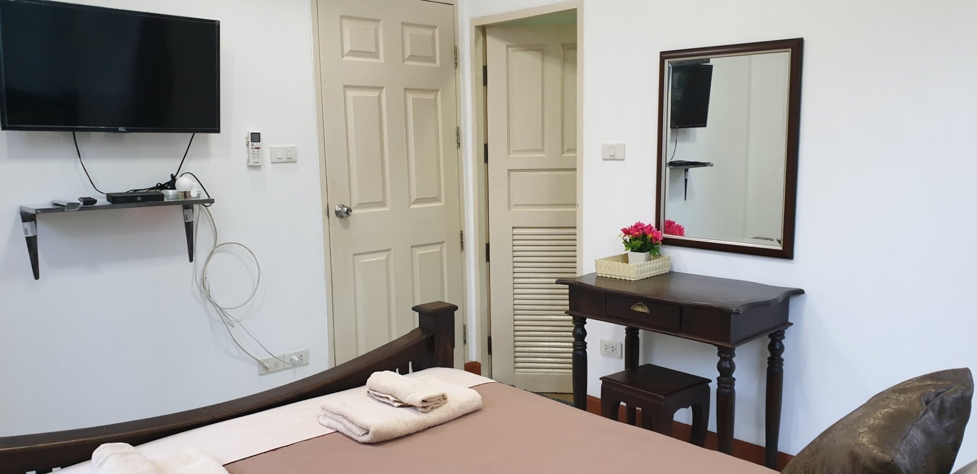 5 Bedroom House For Sale in Mae Hia, Mueang Chiang Mai, Chiang Mai - Image 9