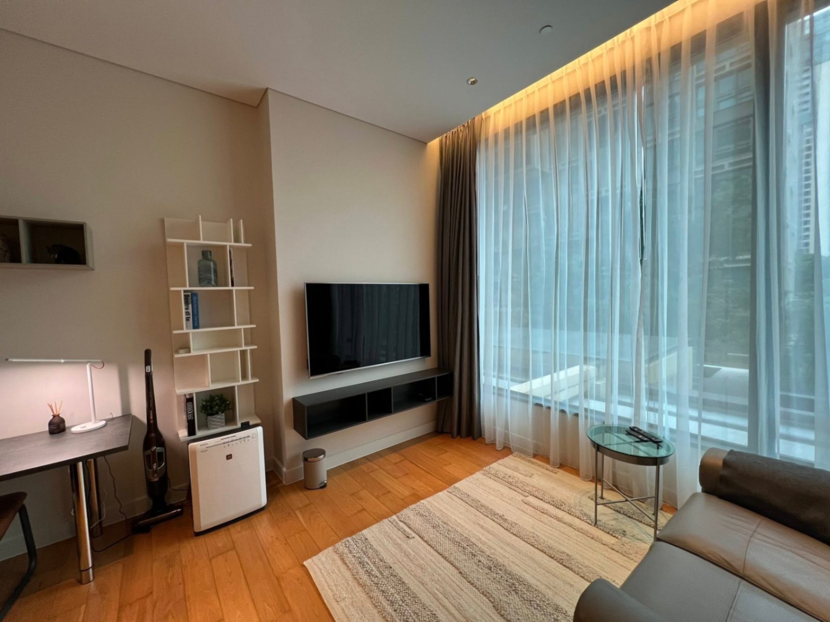 Studio Condo For Rent in Lumphini, Pathum Wan, Bangkok - Image 1