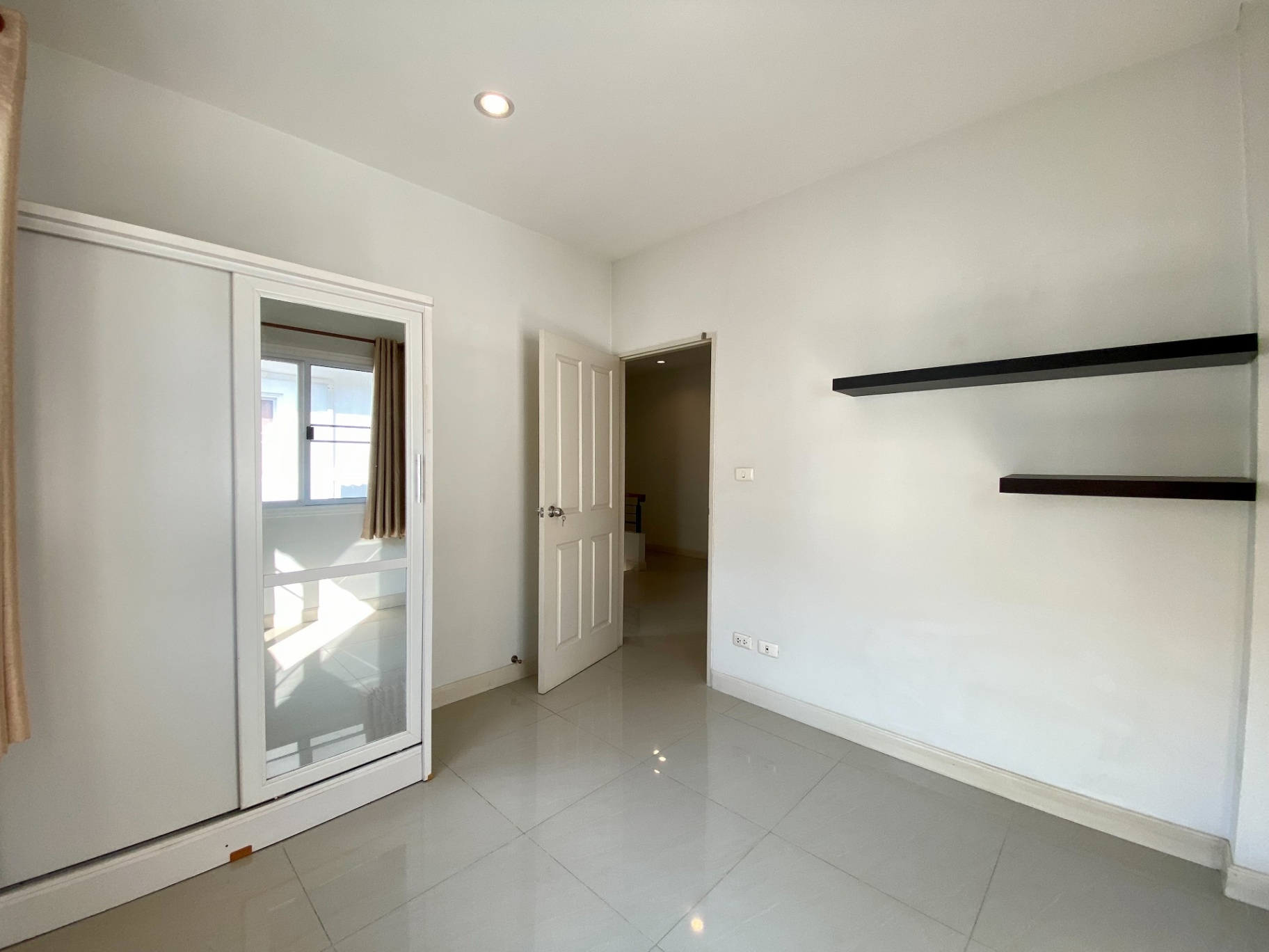 The Urbana 2+ by Palm Springs - Image 15