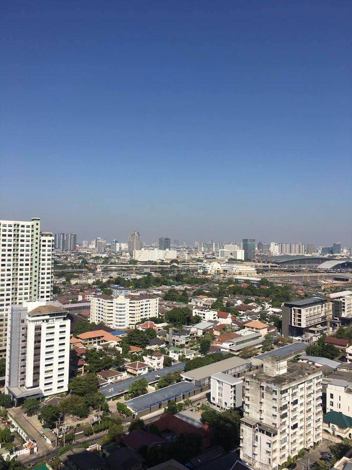 The LINE Phahon-Pradipat - Image 10