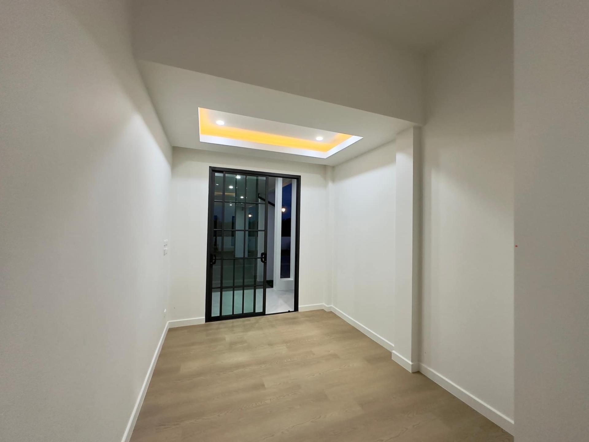 3 Bedroom House For Sale in San Sai Luang, San Sai, Chiang Mai - Image 5
